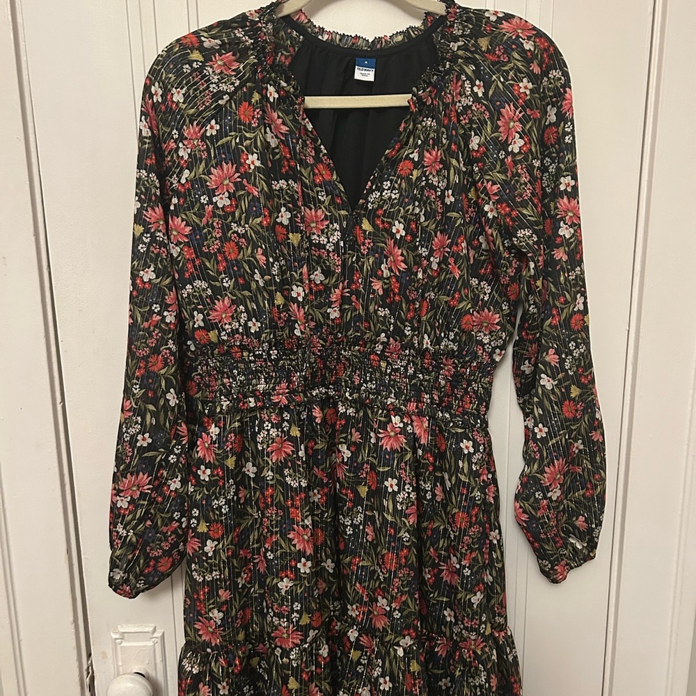 Old Navy Black Floral Long Sleeve Dress